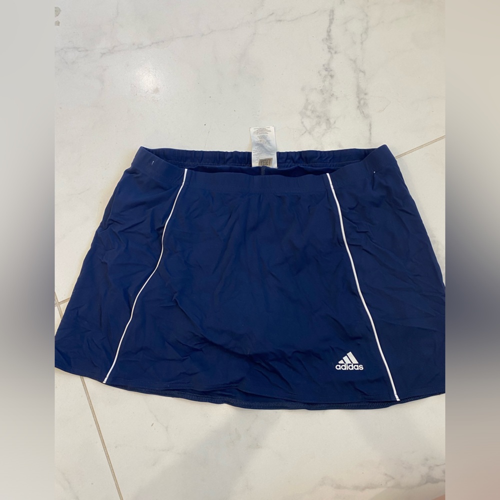 Thrifted Adidas tennis skirt